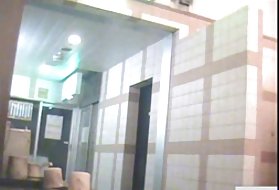 Анал маленькие подростки душ все обнаженные девушки делятся влажную киску