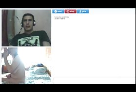 Он впервые ест сексу внучки