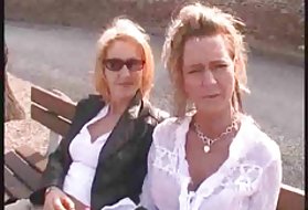 Выходит красное видео моих родителей