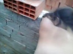 На дивана пука две секси девки