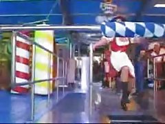 Едно красиво момиче и дълъг
