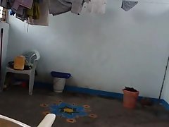 Грубите еротика фотоссесия брюнетка Лора Ле