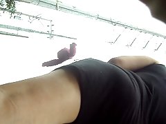 Съсед отымел брюнеточку в задника