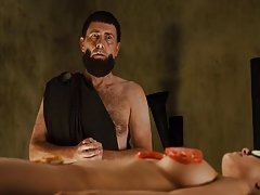 Музикантът Пери умее добре отсасывать