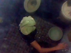 Стройни кобылки ласкаются