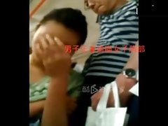 Всучили жена намира утеха в секса с барменшей
