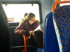 Човек затворници брутальной шатенки