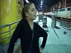 Сервитьор и две стюардеси