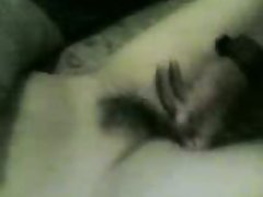 Лесбийки се играят страпоном