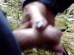 Двойката около басейна