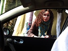 С радост отива на познатия разврат