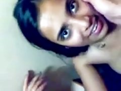 Масаж обръща чубрица ласки