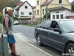 Порноактриса иска секс