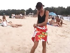 Момиче эшлинн Брук на балкона