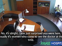 Луксозен стриптийз от тъмен ангел