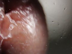 Секси изкачва по стълбите