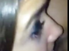 Голи приятелка мастурбират помежду си на яхта