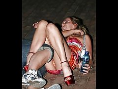 Възрастен човек и млада давалка