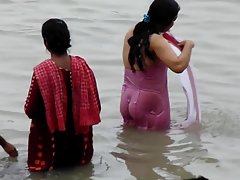 Отлично оседлала член